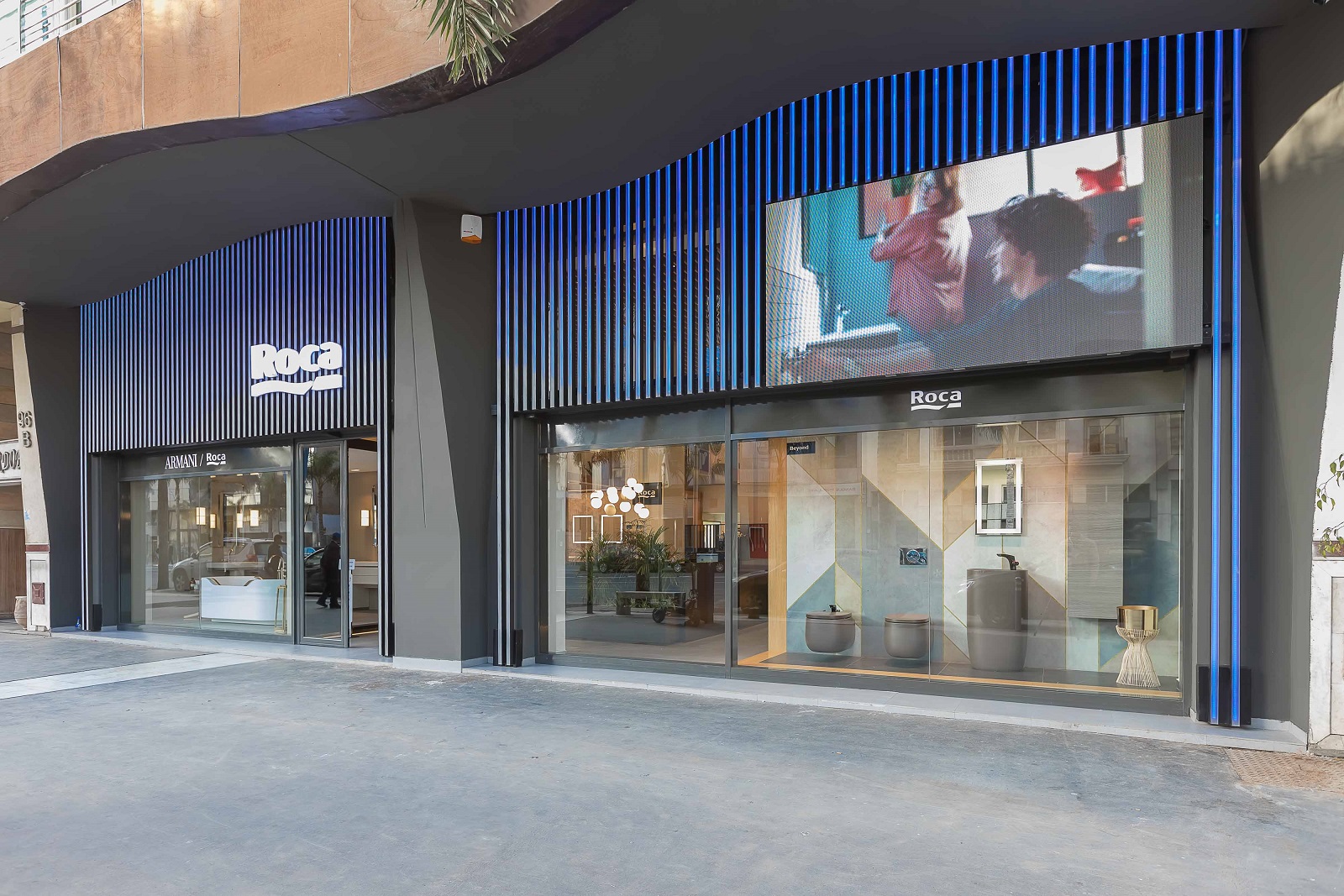 <p>Roca opened its own showroom in Casablanca in June 2006. Personalised attention in a comfortable and relaxed atmosphere. </p>1